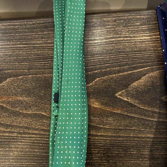 A beautiful set of OTAA thin ties for sale . - Picture 2 of 4